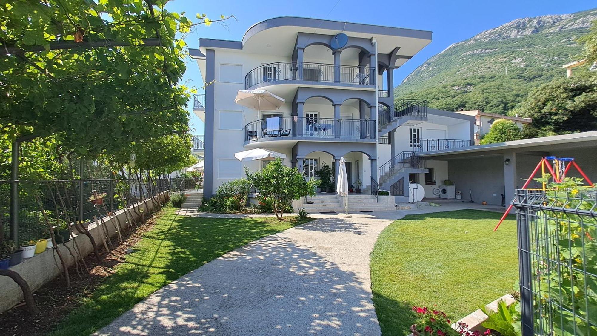 סוטומורה Apartments Sofia מראה חיצוני תמונה