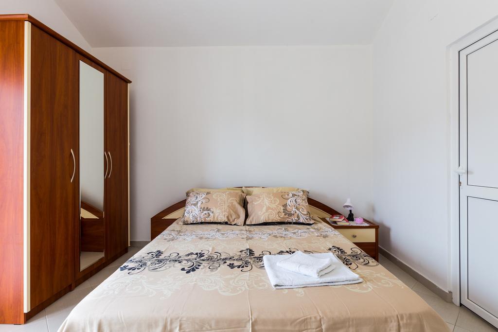 סוטומורה Apartments Sofia מראה חיצוני תמונה